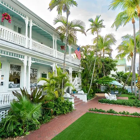 Southernmost Point Guest House & Garden Bar-3